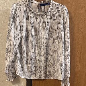 Apt. 9 White and Black Patterned Blouse